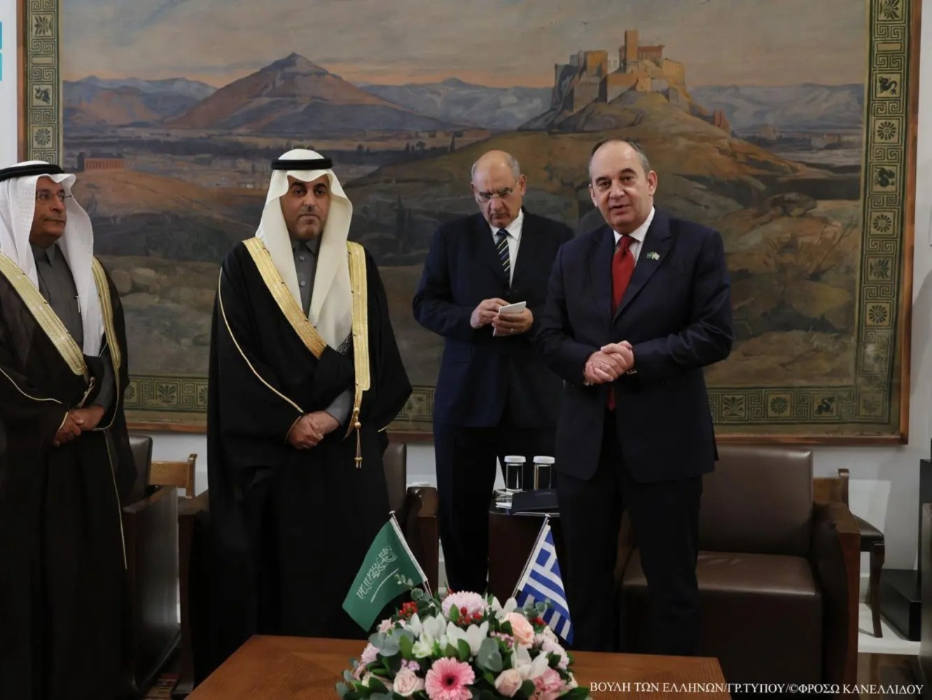 المملكة العربية السعودية دولة رائدة في المنطقة والعالم.